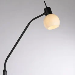 LED Stehleuchte schwarz Schalter flexibel verstellbar Wohnzimmer