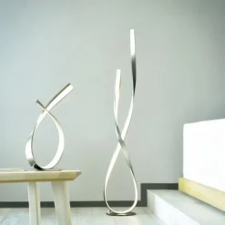 LED Stehleuchte silberfarbig 2 flammig geschwungene Leuchtarme Schnurdimmer