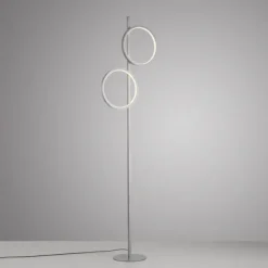 LED Stehleuchte silber schlichtes Design Fußschalter warmweiß