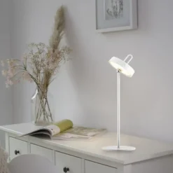 LED Tischlampe weiß Akku Touchdimmer spritzwassergeschützt USB
