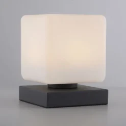 LED Tischleuchte anthrazit farbig Würfelform Touchdimmer zeitloses Design