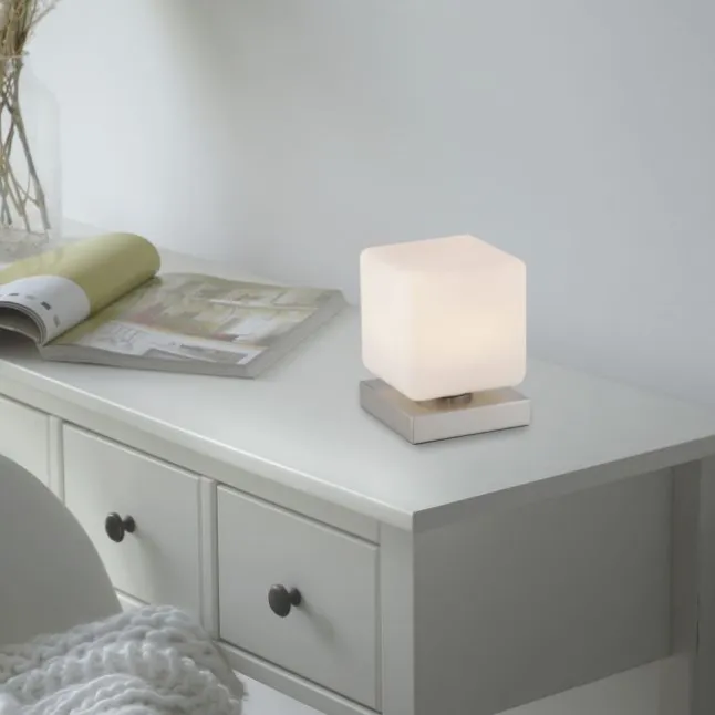 LED Tischleuchte silber farbig Würfelform Touchdimmer zeitloses Design