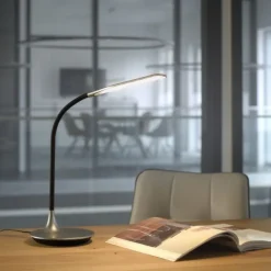 LED-Tischleuchte, silber, Flexarm, Lichtfarbsteuerung, dimmbar