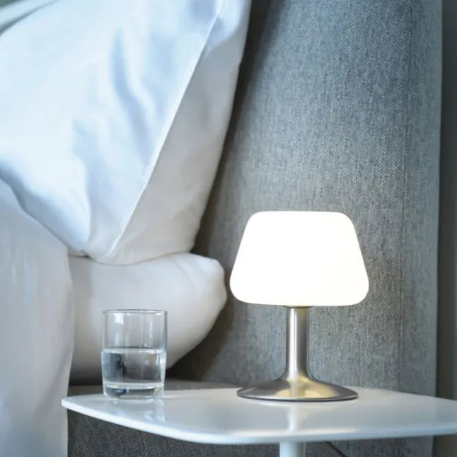 LED-Tischleuchte, Stahl, Opalglas, warmweißes Licht, dimmbar
