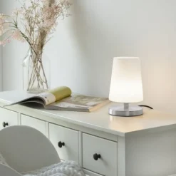 LED-Tischleuchte, weiß-stahl, mit dezentem Lampenschirm, inkl. Touchdimmer