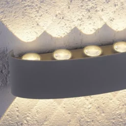 LED-Wandleuchte, silberfarben, ovale Form, warmweiße Lichtfarbe, modern