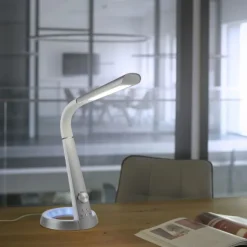Tischleuchte, silber, LED Standfuß, dimmbar, USB-Anschluss