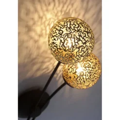 Wandleuchte, braun-gold, Landhaus-Stil, 2 Spots, lichtdurchlässiges Muster